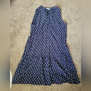 BeachLunchLounge/Medium